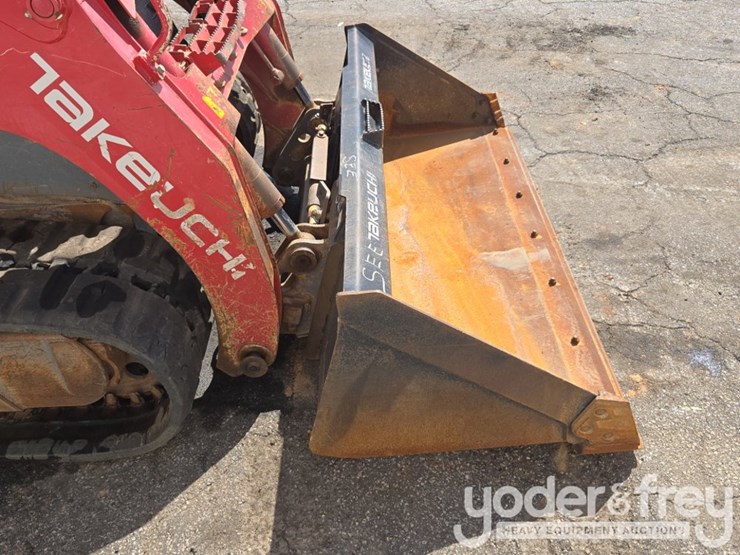 2018-takeuchi-tl12r2-image-12