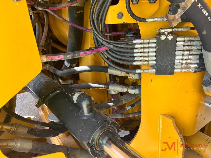 2021-caterpillar-980m-image-13