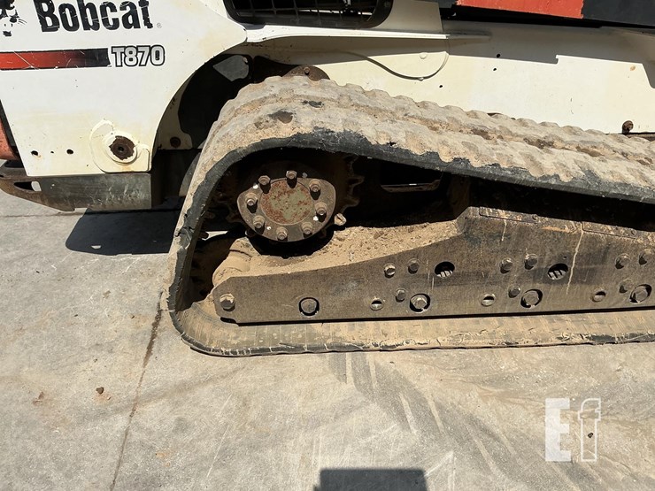 2016-bobcat-t870-image-10