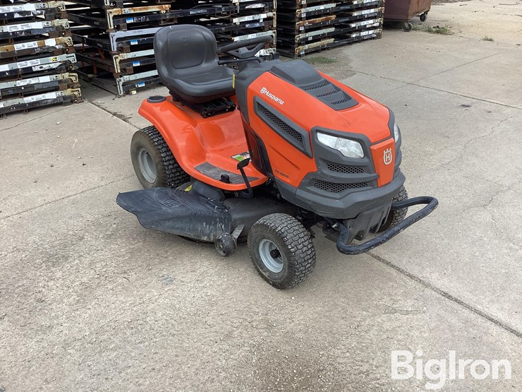2012-husqvarna-yth20k46-image-3