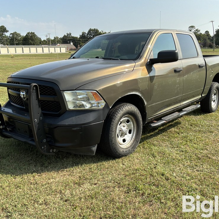 2015 DODGE 1500