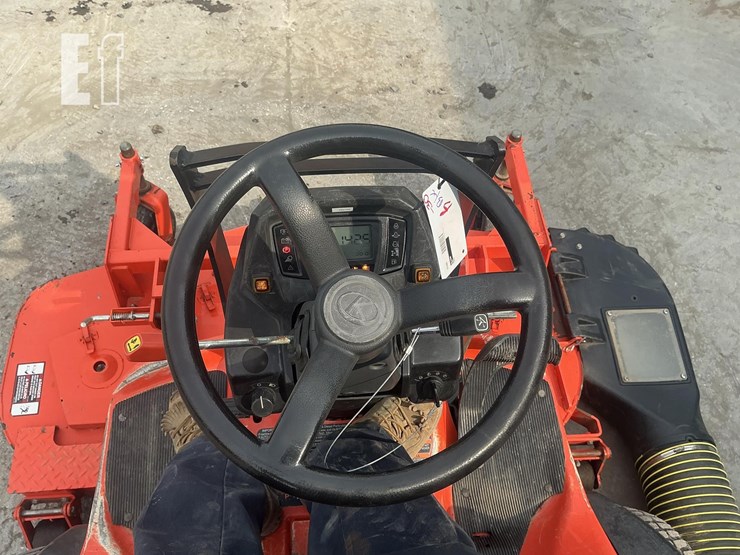 2015-kubota-f3990-image-10