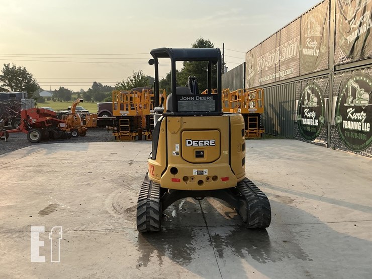 2019-deere-35g-image-3