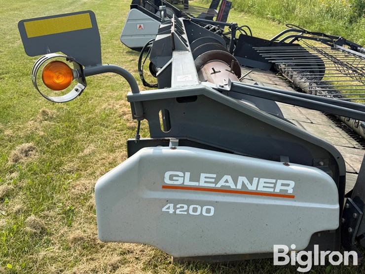 gleaner-4200-image-12