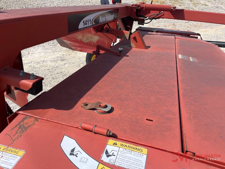 new-holland-1411-image-11
