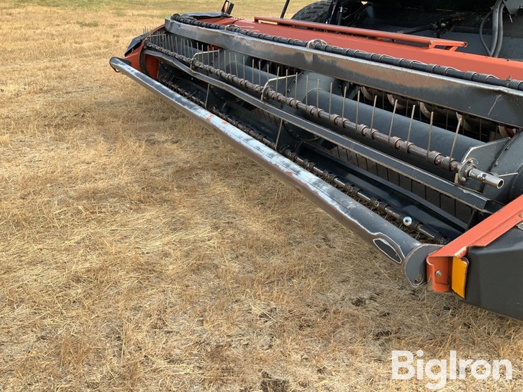 hesston-8250-image-9