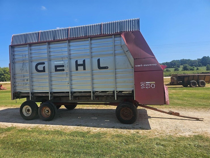 gehl-980-image-1