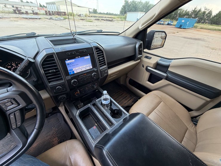 2019-ford-f150-xlt-image-9