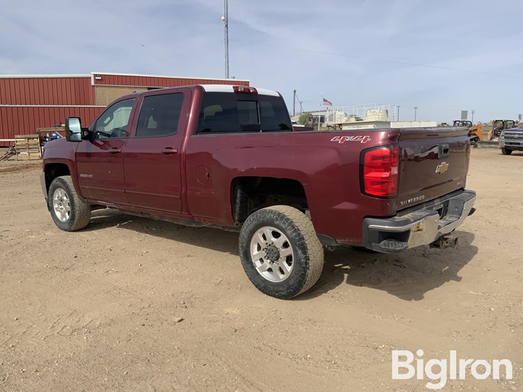 2015-chevrolet-silverado-2500-image-7