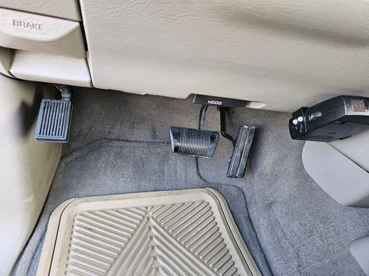2004-dodge-ram-2500-image-31