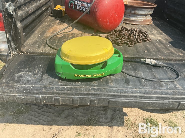 john-deere-7000-image-2