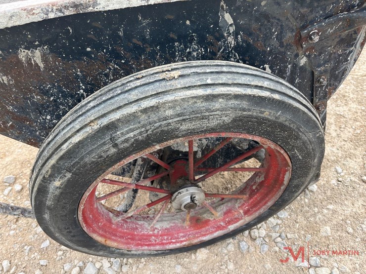 garbro-706r-standard-buggy-image-5