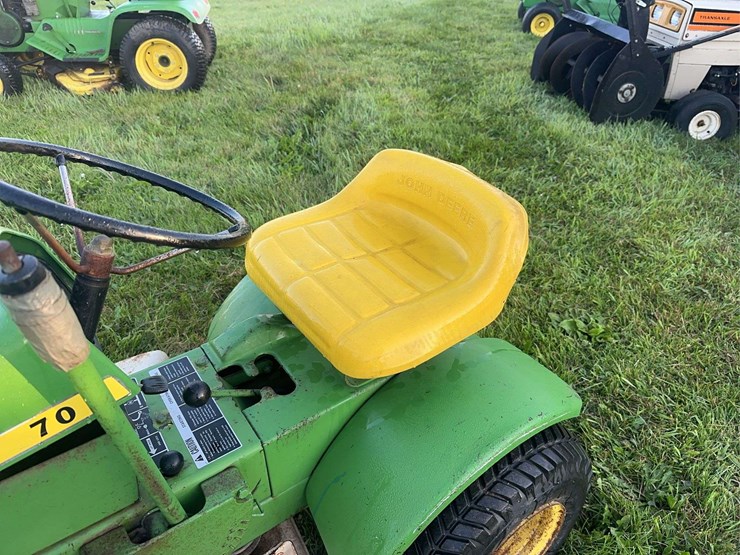 john-deere-70-image-9
