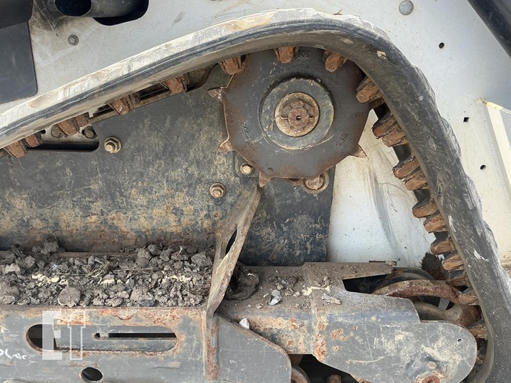 2019-bobcat-mt85-image-9