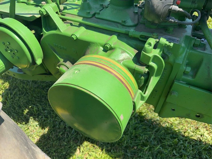 john-deere-b-image-28