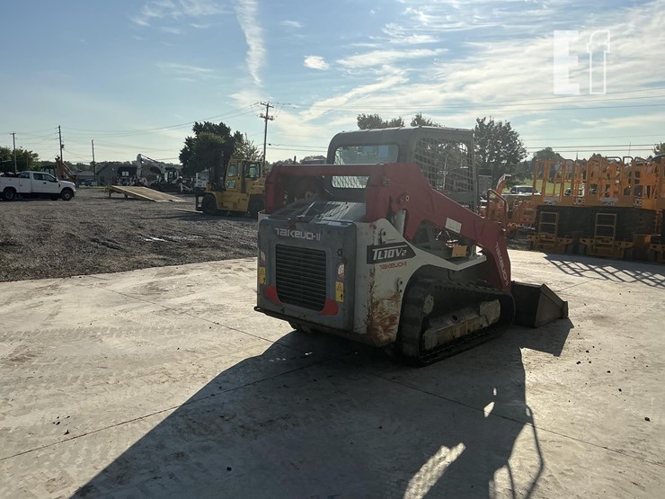 2021-takeuchi-tl10v2-image-4