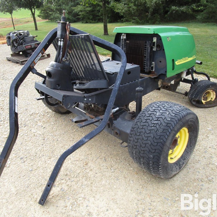 JOHN DEERE 3225C