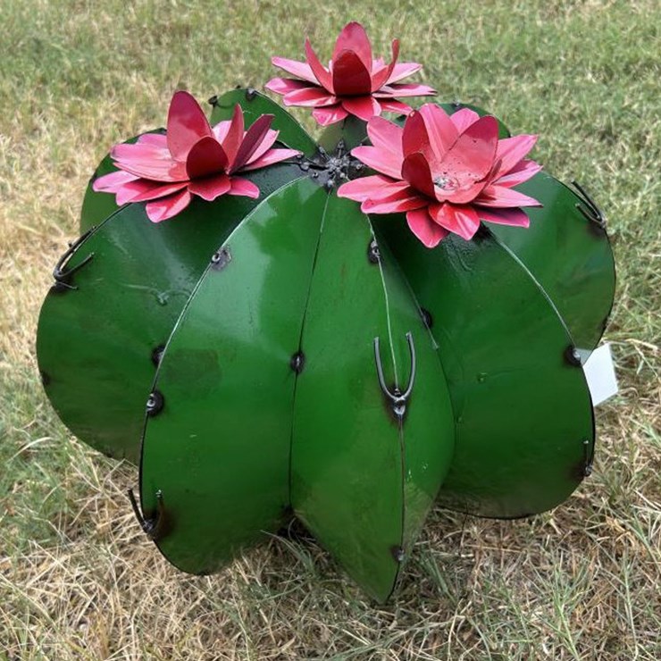#124 • Metal Art - Medium Cactus w/Pink Flowers