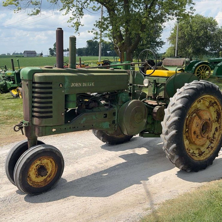 JOHN DEERE A