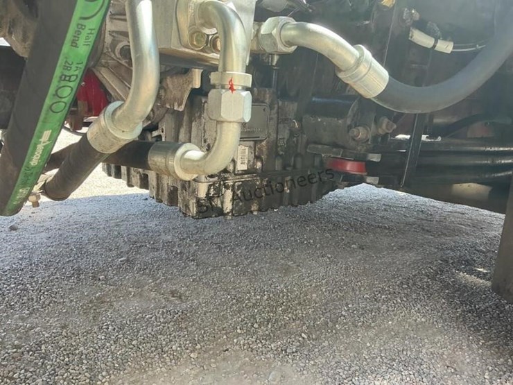 2018-peterbilt-520-image-25