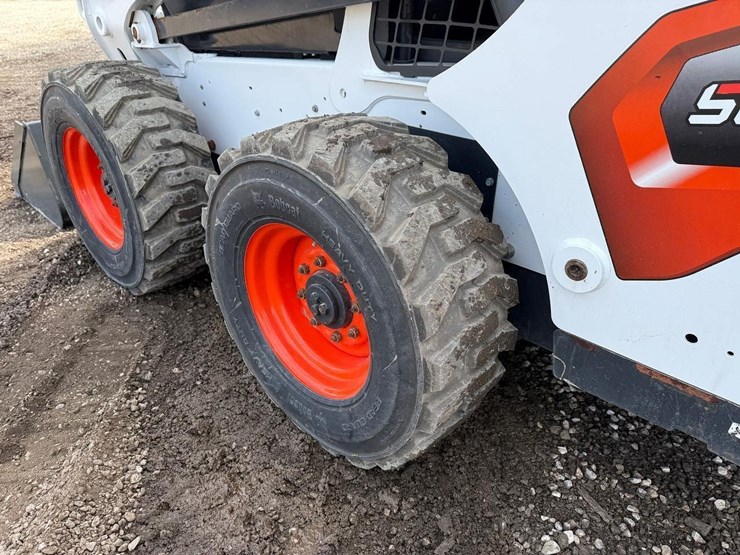 2023-bobcat-s650-image-15