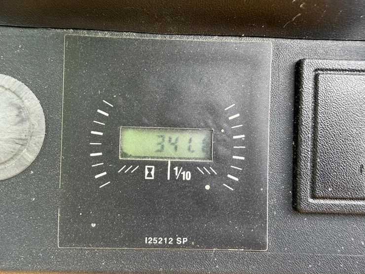 2015-cub-cadet-xt1-lt42-image-19