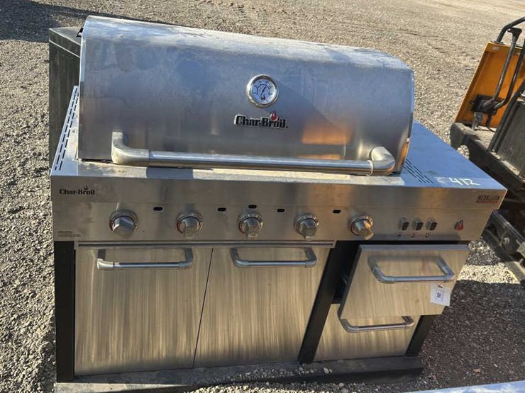 #206-•-5---piece-char-broil-medallion-outdoor-kitchen-image-1