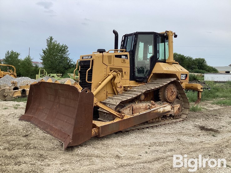2017-caterpillar-d6n-xl-image-1