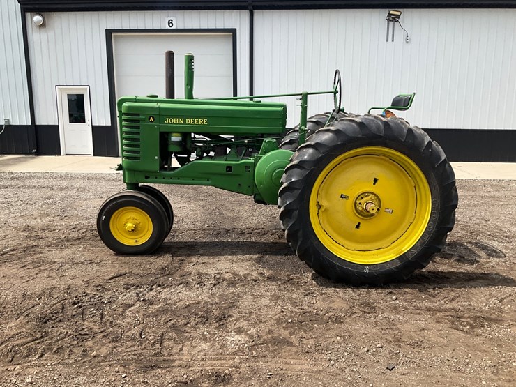 1950-john-deere-a-image-2