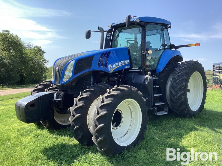 2013-new-holland-t8.360-image-1