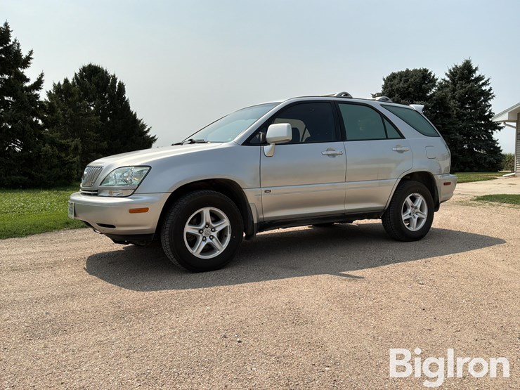 2001-lexus-rx300-image-1
