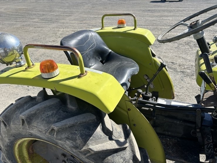 yanmar-ym240-image-15
