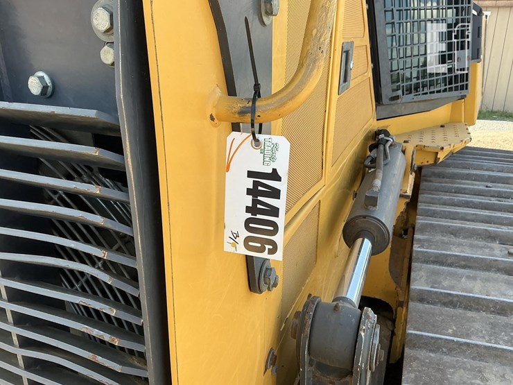 2012-deere-700k-lgp-image-20