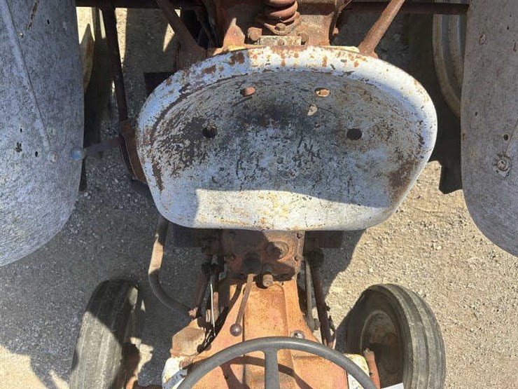 ford-tractor-image-10