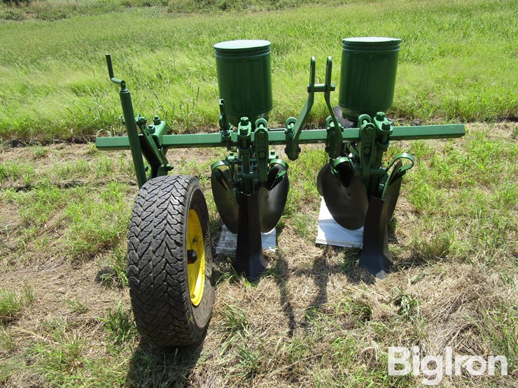 john-deere-71-image-2