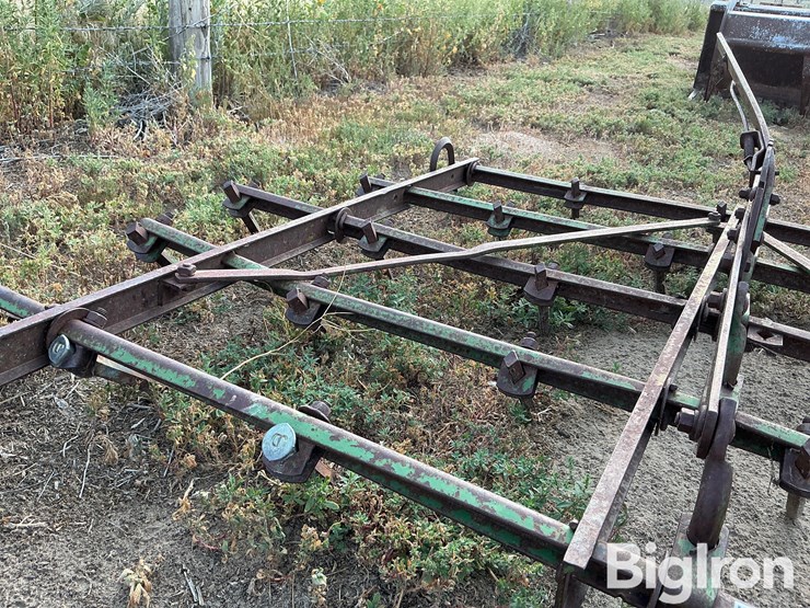 john-deere-pull-type-rake-image-12
