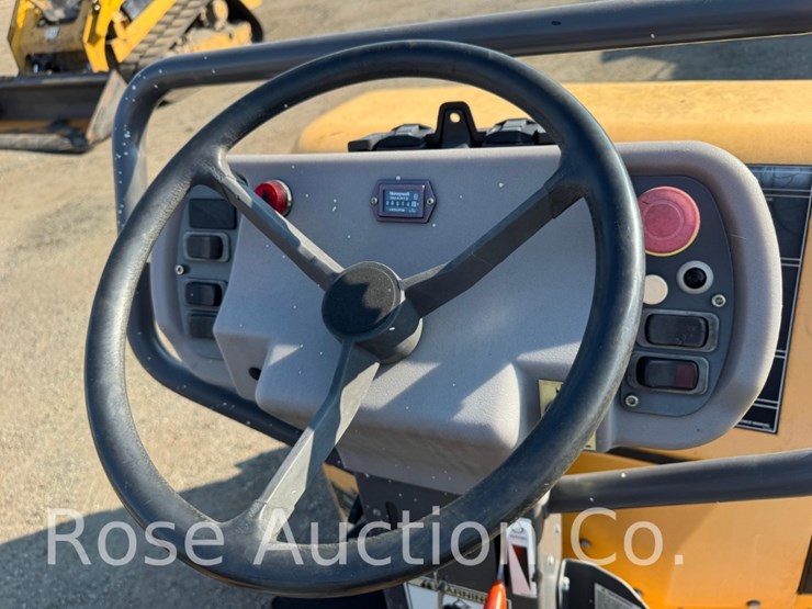2020-volvo-dd15-image-13