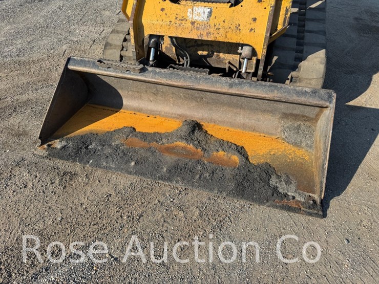 2017-caterpillar-289d-image-18