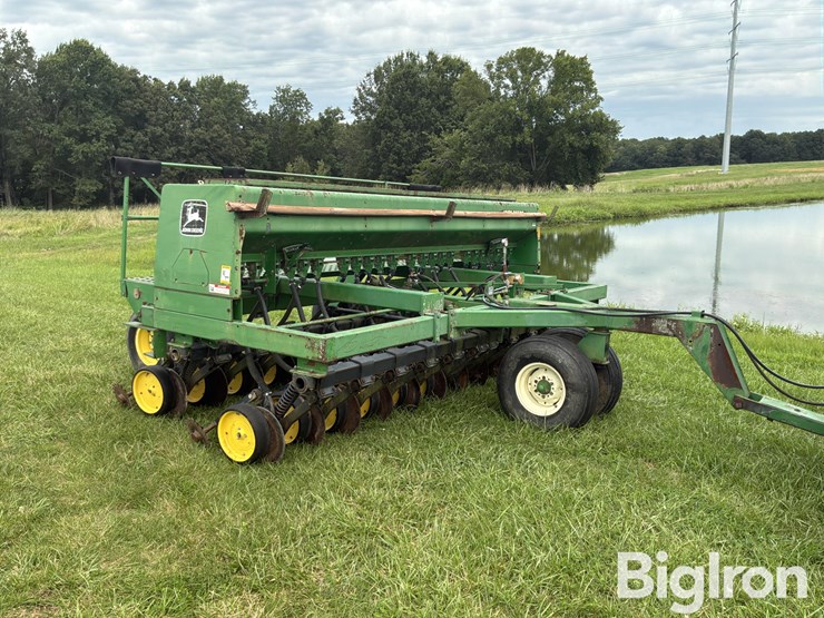 john-deere-750-image-3