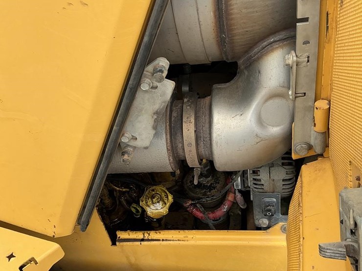 2019-deere-750k-lgp-image-20