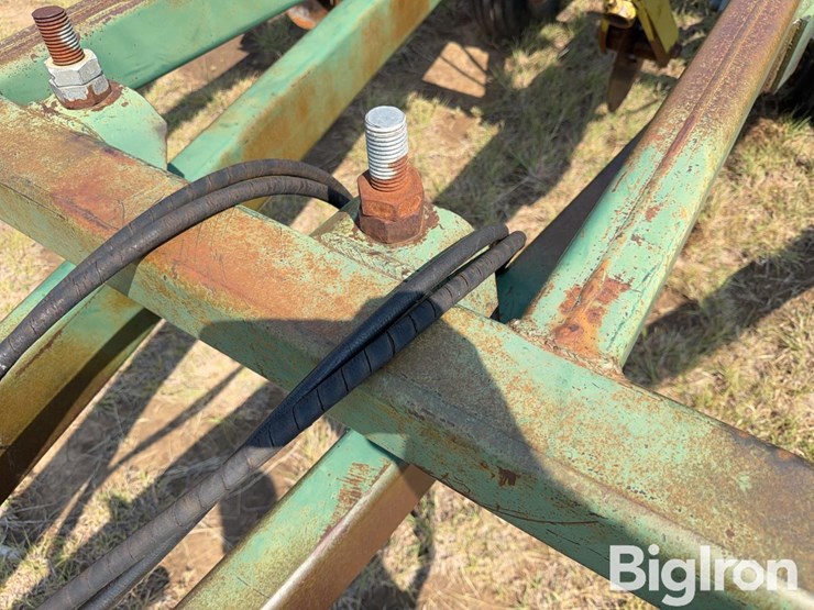 noble-32’-field-cultivator-image-12