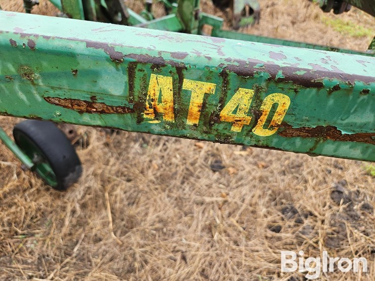 john-deere-at40-image-16
