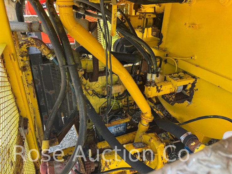 hydro-seeder-caterpillar-engine-(new-kent,-va)-image-4