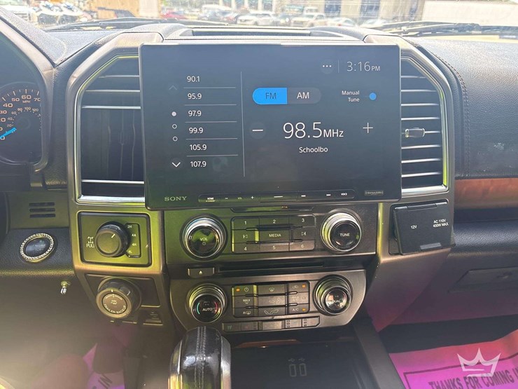 2016-ford-f150-image-12