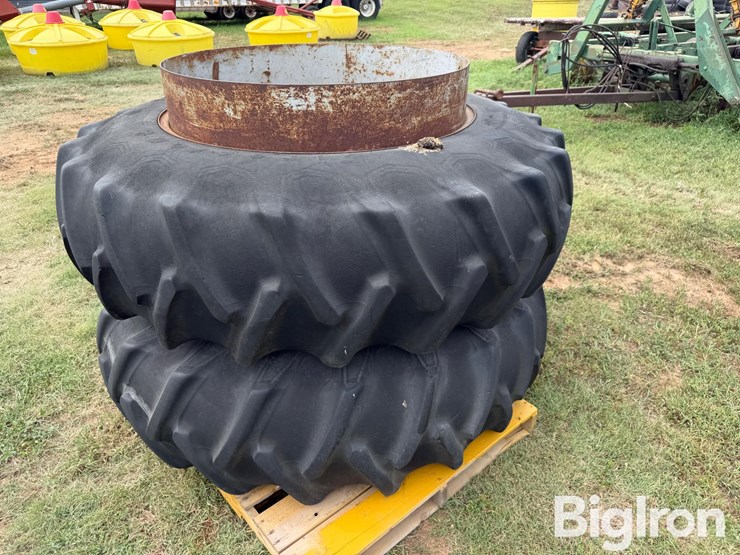 john-deere-4320-image-6
