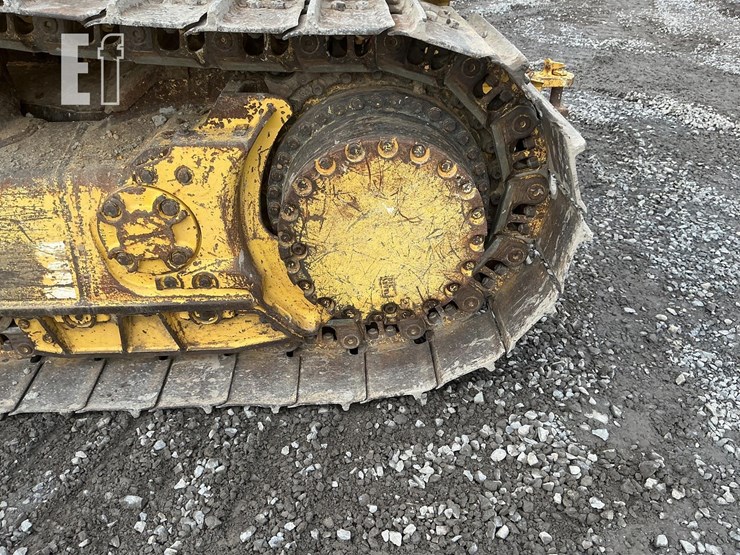 2014-komatsu-d61ex-23-image-9