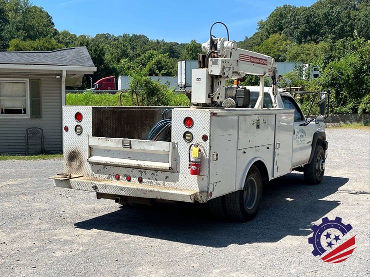 2003-chevrolet-silverado-3500-image-24