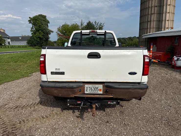 2006-ford-f350-image-4