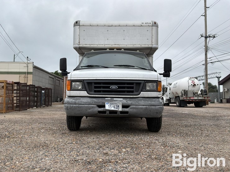 2006-ford-e450-image-9