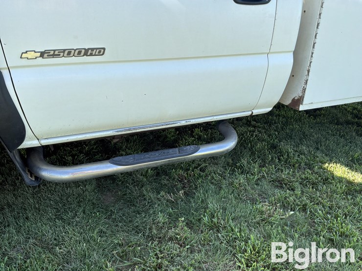 2003-chevrolet-silverado-2500-image-16